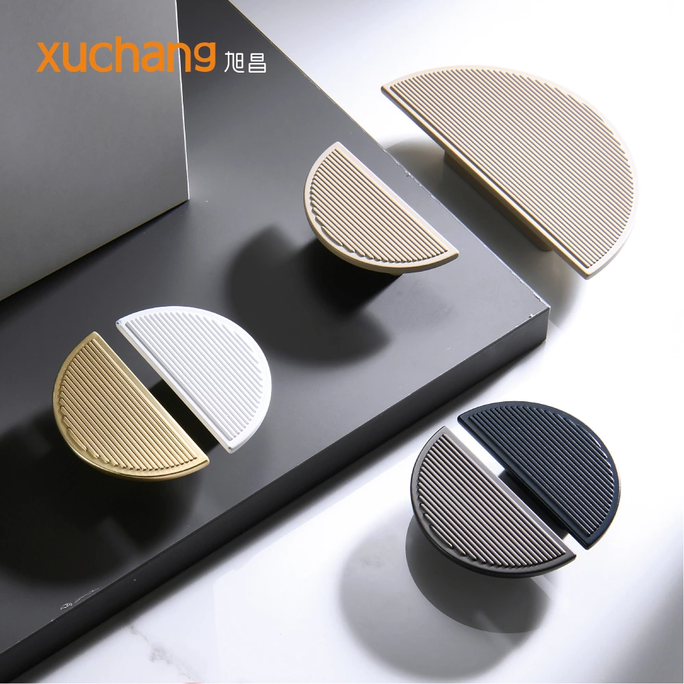 Custom 150mm Champagne Half Moon Cabinet Handles Golden Color Handle For Cabinet