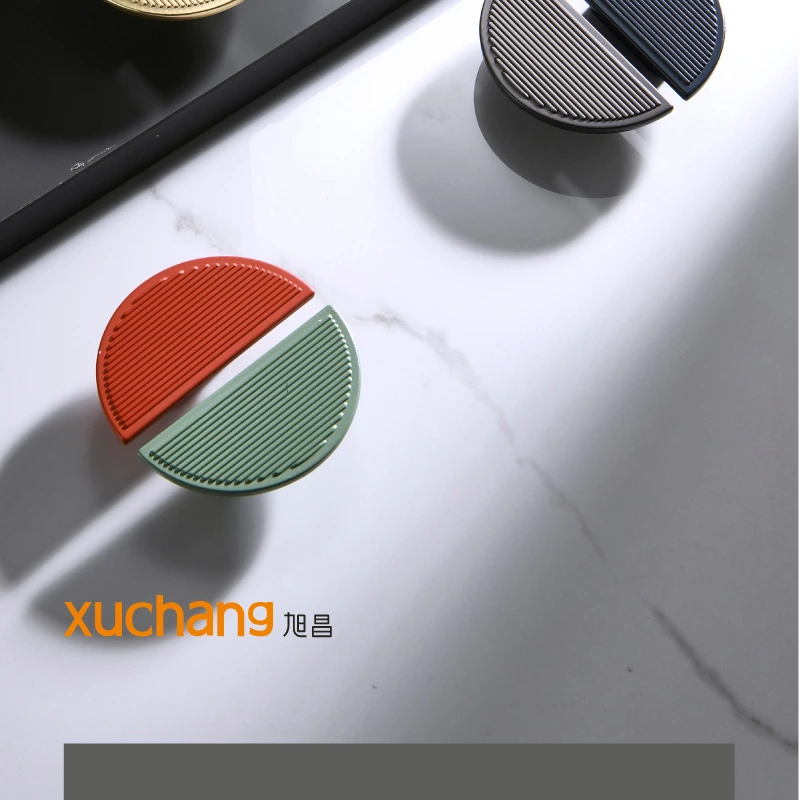 Custom 150mm Champagne Half Moon Cabinet Handles Golden Color Handle For Cabinet