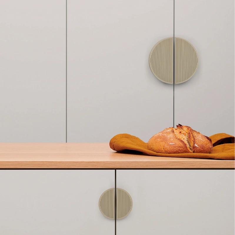 Custom 150mm Champagne Half Moon Cabinet Handles Golden Color Handle For Cabinet