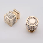 Modern Crystal Knobs Zinc Alloy Cabinet Handles Flat Drawer Pulls Classic Furniture Hardware for Dresser Wardrobe Kitchen